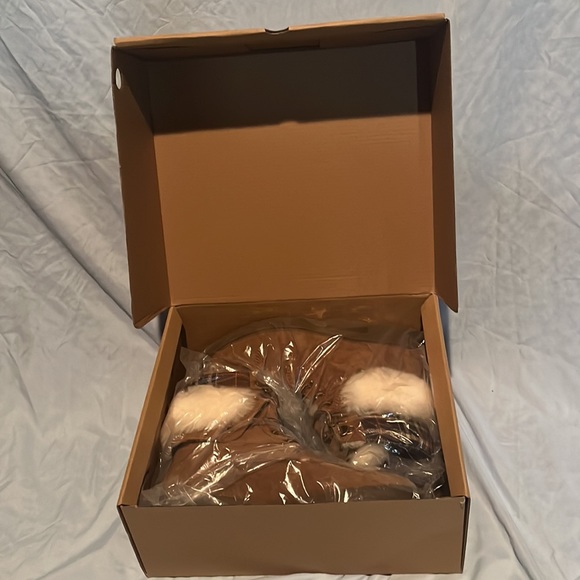 Cloud Nine Sheepskin Peyton Boot Size 7 Women’s - Picture 4 of 4